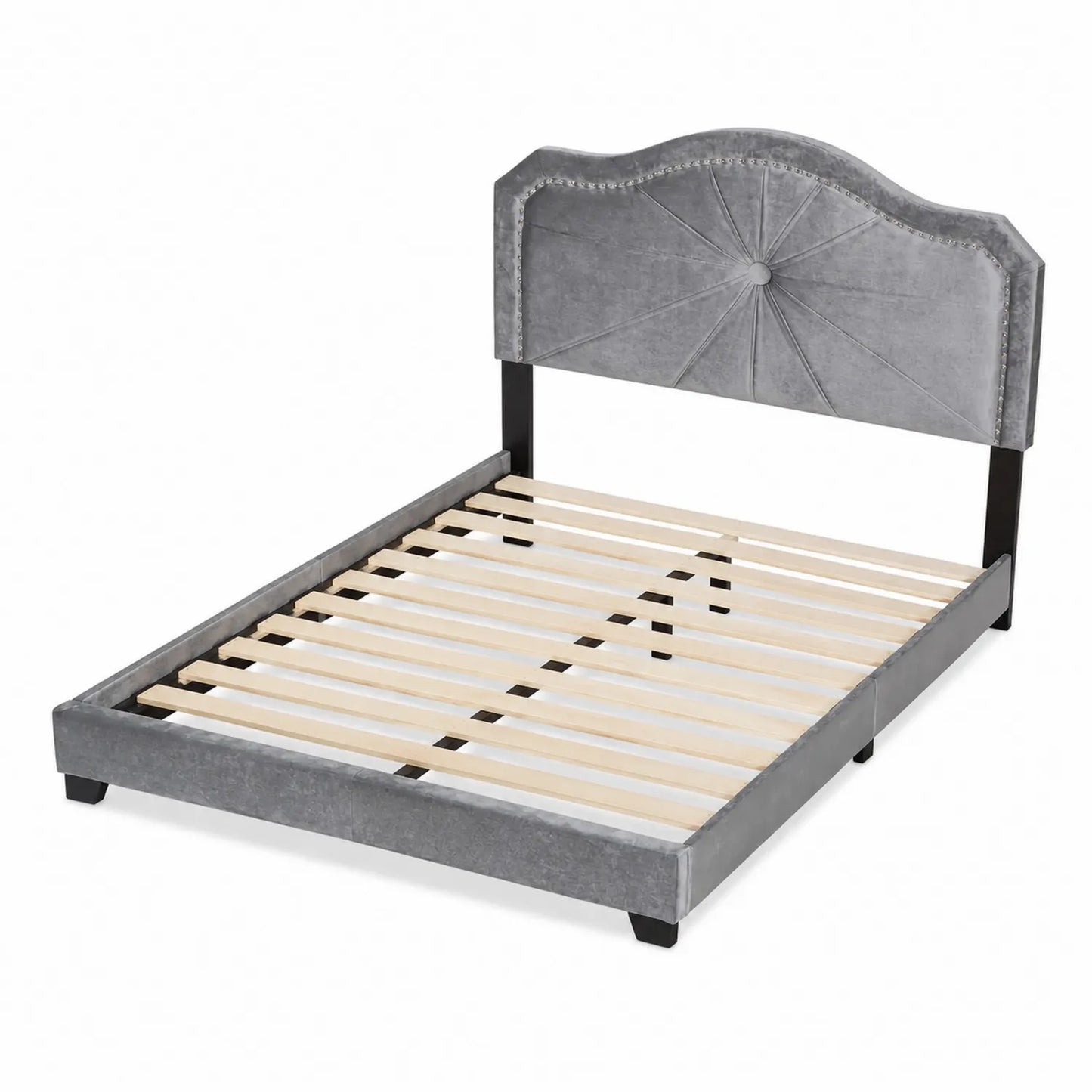 Cama doble de madera y terciopelo gris con cabecero decorativo